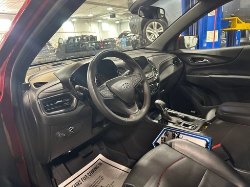Used 2023 Chevrolet Equinox RS w/ RS Leather Package AWD/4WD image 11