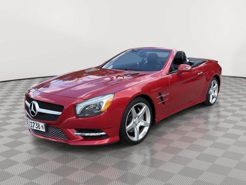 Used 2013 Mercedes-Benz SL 550 image 2