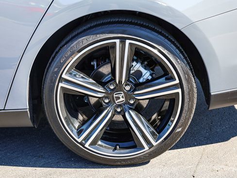 Certified 2024 Honda Accord Sport image 27