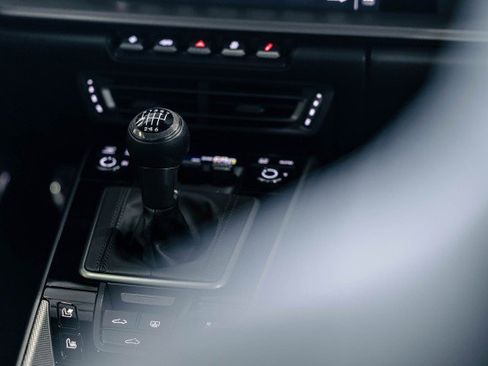 Used 2022 Porsche 911 Carrera S image 39