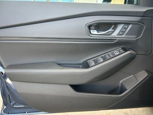 Used 2025 Honda Accord Touring image 10