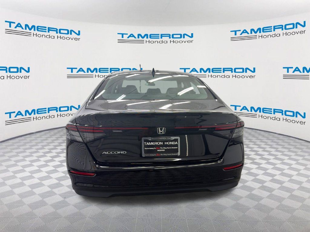 Used 2023 Honda Accord LX image 4