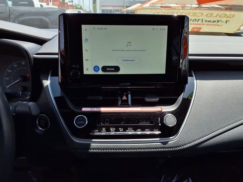 Certified 2025 Toyota Corolla SE FWD image 21