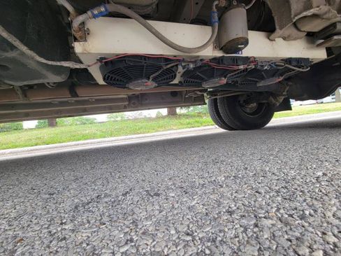 Used 2017 Freightliner Sprinter 3500 RWD image 48