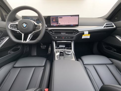 New 2026 BMW 330i xDrive Sedan w/ M Sport Package AWD/4WD image 17