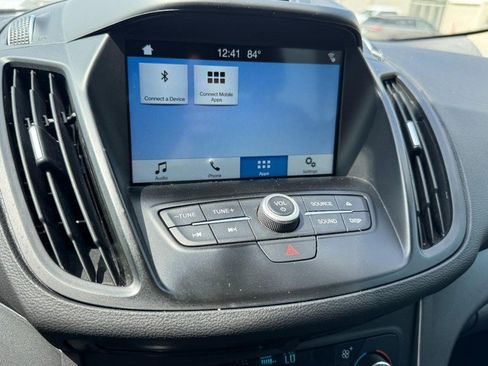 Used 2017 Ford Escape SE w/ Equipment Group 201A FWD image 23