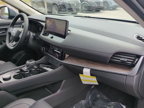 New 2026 Nissan Rogue Platinum w/ Platinum Premium Package AWD/4WD image 43