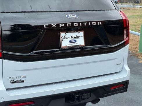 New 2026 Ford Expedition Max Active image 8