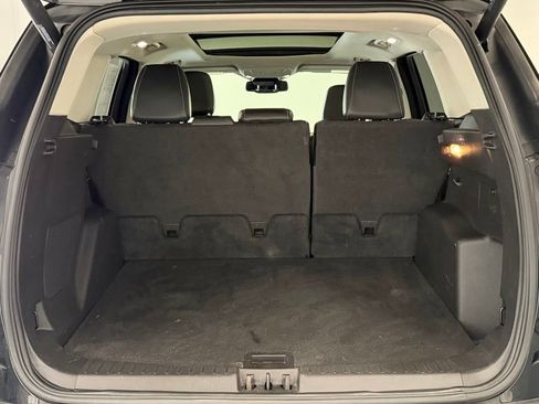 Used 2018 Ford Escape Titanium w/ Ford Safe & Smart Package AWD/4WD image 23