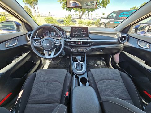 Used 2024 Kia Forte LXS image 23