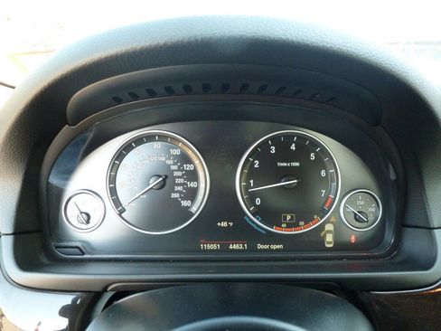 Used 2015 BMW 528i xDrive Sedan AWD/4WD image 25
