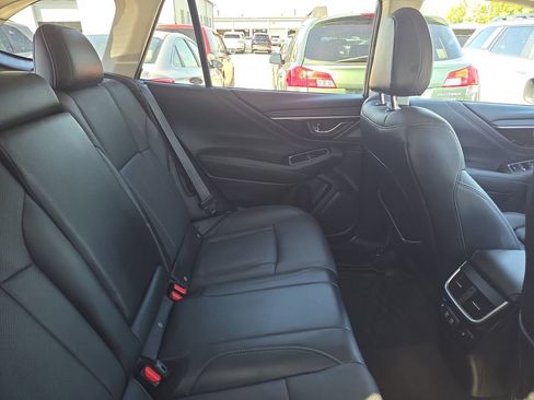 Used 2022 Subaru Outback Limited AWD/4WD image 13