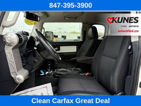 Used 2014 Toyota FJ Cruiser Base image 29