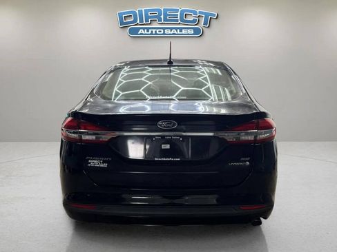 Used 2017 Ford Fusion SE w/ Equipment Group 602A FWD image 5