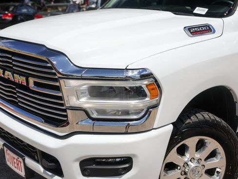 Used 2023 RAM 2500 Laramie AWD/4WD image 3