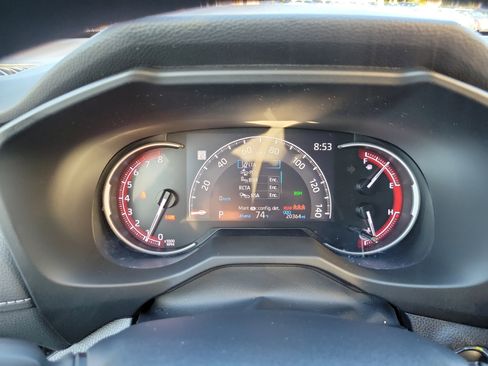 Used 2023 Toyota RAV4 XLE image 17