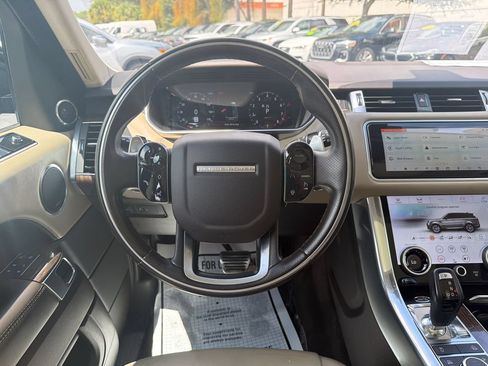 Used 2019 Land Rover Range Rover Sport Supercharged AWD/4WD image 19