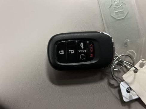 Certified 2025 Honda Accord SE image 31
