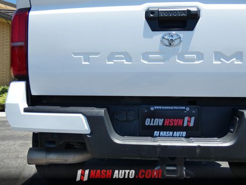 Used 2024 Toyota Tacoma SR RWD image 10