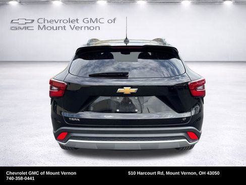 Used 2024 Chevrolet Trax LT image 4