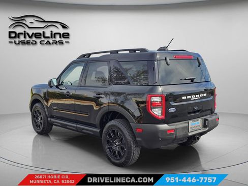 Used 2025 Ford Bronco Sport Badlands image 8