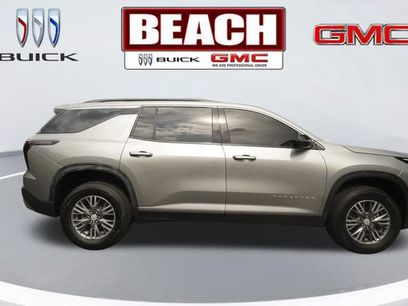 Used 2026 Chevrolet Traverse LT