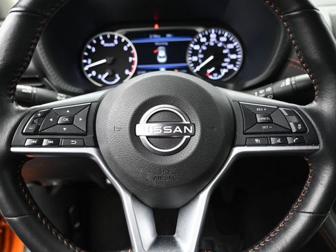 Used 2024 Nissan Sentra SR w/ SR Premium Package image 10