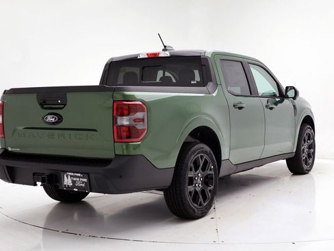 New 2025 Ford Maverick Lariat w/ Black Appearance Package image 10