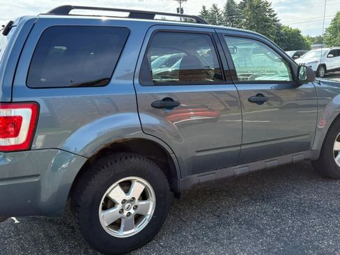 Used 2011 Ford Escape XLT w/ Class II Trailer Tow Pkg AWD/4WD image 10