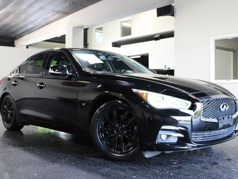 Used 2015 INFINITI Q50 Premium w/ Navigation Package RWD image 39