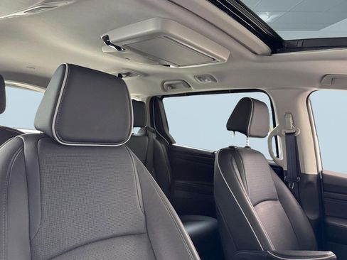 Certified 2025 Honda Odyssey Elite image 25
