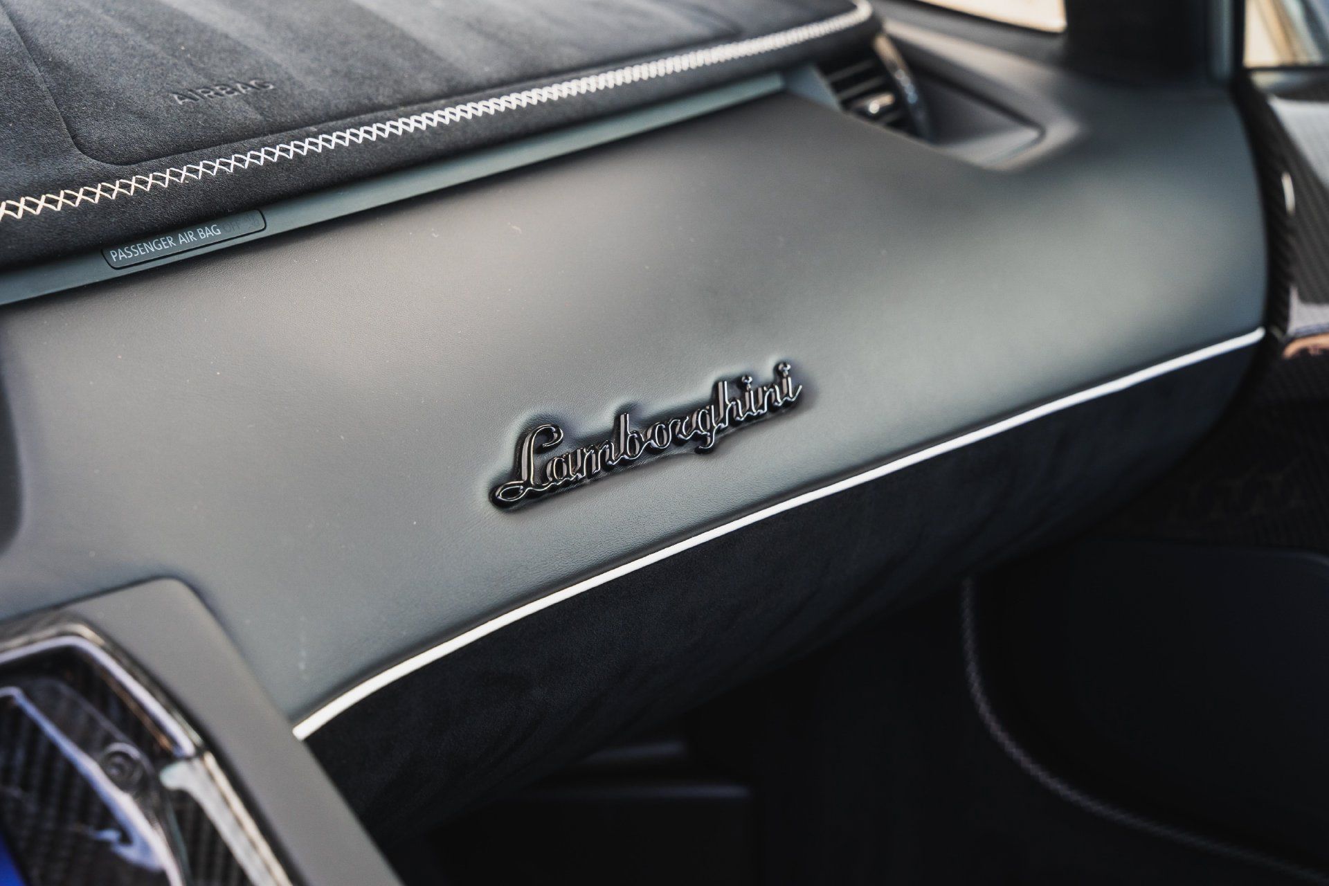 Used 2021 Lamborghini Aventador SVJ AWD/4WD image 65