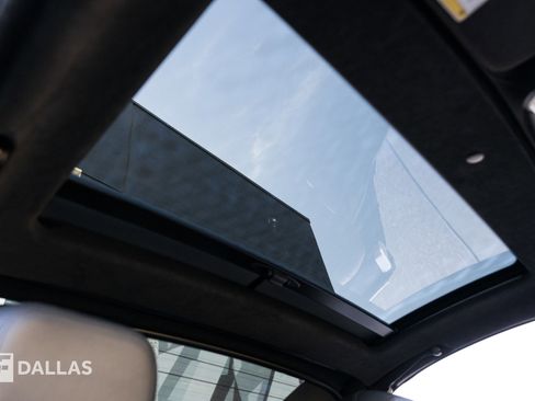 Used 2012 Mercedes-Benz SL 63 AMG image 34