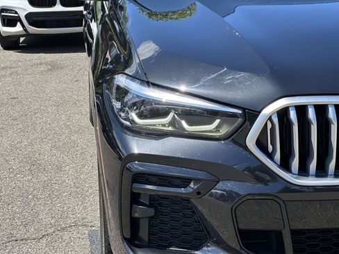 Used 2022 BMW X6 xDrive40i w/ M Sport Package AWD/4WD image 10