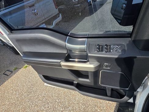 Used 2019 Ford F150 Lariat AWD/4WD image 19