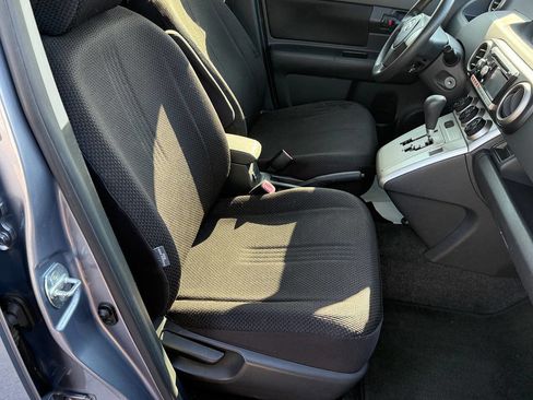 Used 2010 Scion xB image 18