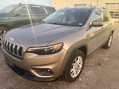 Used 2019 Jeep Cherokee Latitude w/ Cold Weather Group