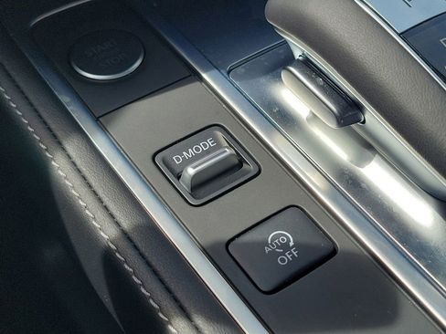 Used 2025 INFINITI QX60 Pure image 21