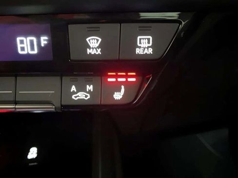 Used 2024 Audi Q4 e-tron Premium w/ Convenience Package image 53