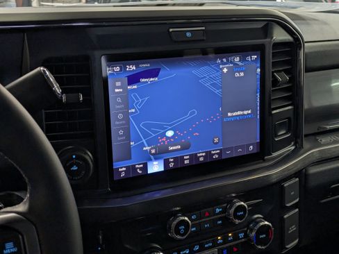 New 2025 Ford F250 Lariat w/ Lariat Ultimate Package image 47