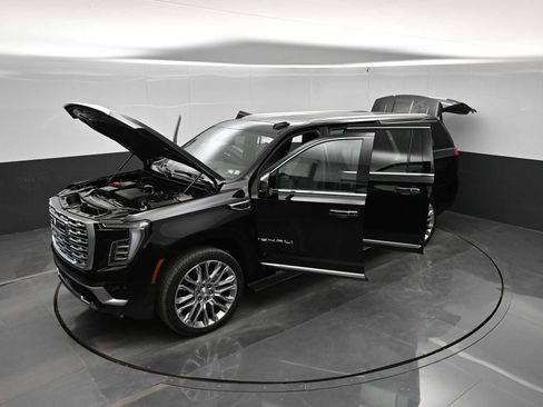 New 2026 GMC Yukon XL Denali w/ Denali Reserve Package AWD/4WD image 41