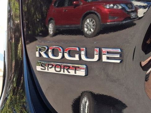 Certified 2021 Nissan Rogue Sport SL w/ Premium Package AWD/4WD image 33