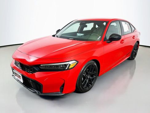 Used 2025 Honda Civic Sport image 3