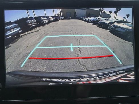 Used 2020 Toyota Corolla SE w/ Carpet Mat Package (TMS) FWD image 24