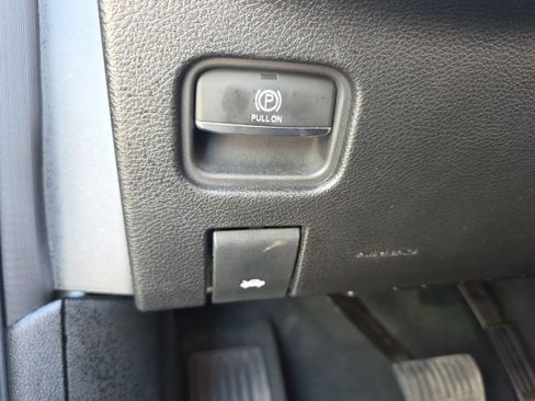 Certified 2024 Jeep Grand Cherokee L Laredo image 13