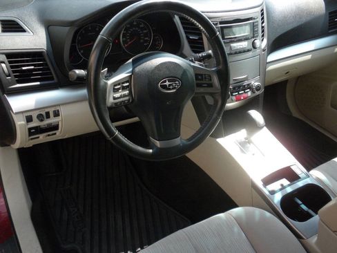 Used 2013 Subaru Outback 2.5i Premium image 13