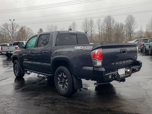 Used 2023 Toyota Tacoma TRD Off-Road image 7