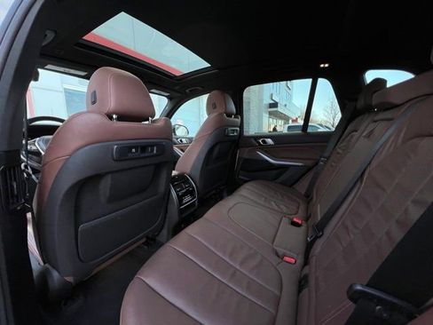 Used 2019 BMW X5 xDrive40i w/ Convenience Package image 32