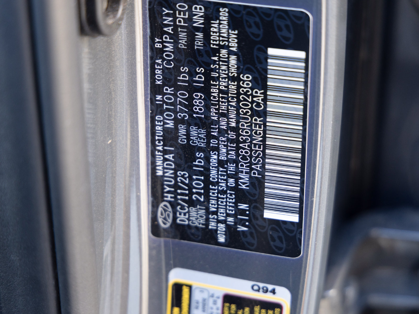 Used 2024 Hyundai Venue Limited FWD image 9