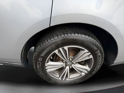 Used 2017 Acura MDX SH-AWD image 16